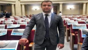 «Слуга народа» приостановила членства во фракции депутата Алексея Ковалев