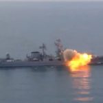 Минобороны РФ подтвердило, что крейсер "Москва" горит! Силы ВСУ подбили крейсер нашей ракетой «Нептун».