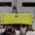 Россиянин пытался повеситься в аэропорту Анталии в знак протеста против войны России и Украины. ВИДЕО