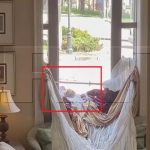 Пропагандисти знову облажалися та виклали кадри, як накривають тіло "убитої", яка при цьому рухає головою