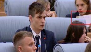 Білоруський старшокласник передав світові "сигнал"