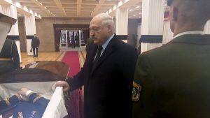 Лукашенко попрощался с главой МИД Макеем Владимиром