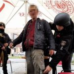 "Напевно тільки вийшов із запою": У Херсоні чоловік не знав про звільнення міста та накинувся на воїнів ЗСУ