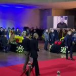 Володимир Зеленський разом із дружиною Оленою прийшли попрощатися з Денисом Монастирським та керівниками МВС