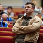 Тищенка виключили зі складу «Слуги народу» та позбавили посади заступника голови фракції через подорож до Таїланду