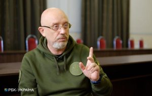 Олексій Резніков заявив що не йде у відставку
