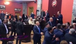 Бійка в парламенті Грузії! 