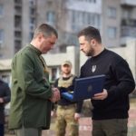 Охтирка місто Герой! Зеленський вручив місту почесну відзнаку міста-героя, міста-захисника, міста-переможця