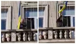 Штефанов викинув прапор України