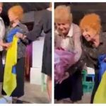 Лія Ахеджакова вийшла на сцену з прапором України!