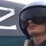 Російський льотчик здався в посольство США