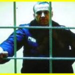 Alexei Navalny in prison is forced to listen to the song “I am Russian”