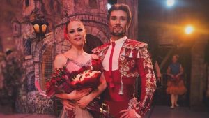 Троє артистів Львівської опери не повернулися до України після гастролей