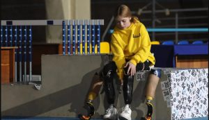 A 12-year-old Ukrainian girl ran 5 kilometers on prosthetics at the Boston Marathon
