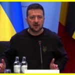 Putin will get a standing ovation