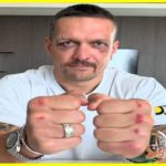 Усик показав, як виглядає після перемоги над Ф'юрі