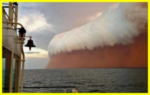 Sandstorm in the sea