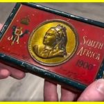 Шоколадні цукерки яким понад 120 років. В Австралії знайшли королівську коробку цукерок з 1900 року. Солодощі у чудовому для свого віку стані