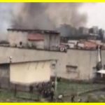 У ДР Конго сотні чоловіків-в'язнів втекли з в'язниці. Після чого вони зґвалтували та спалили живцем понад 160 жінок-в'язнів