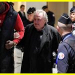 Жерара Депардьє засуджено до 18 місяців умовного терміну