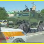 Military equipment was urgently driven to the center of Moscow