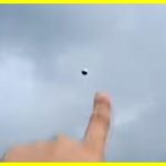 Загадкова металева сфера над долиною Каука