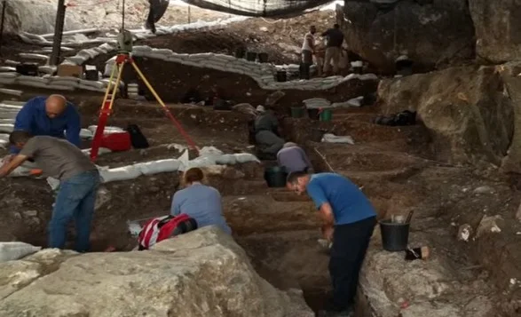Prehistoric Cave in Israel Reveals Early Human “Time Capsule”