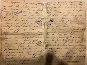 Couple Discovers a Sealed 1914 Letter Hidden Behind a Wall